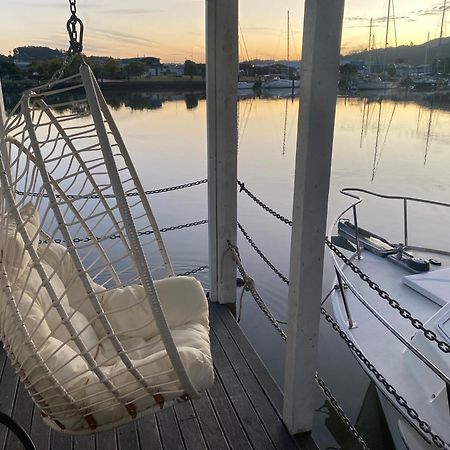 On The Water Boat House Apartman Whangarei Kültér fotó